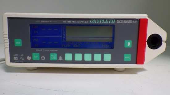 Novametrix Oxypleth Pulse Oxymeter