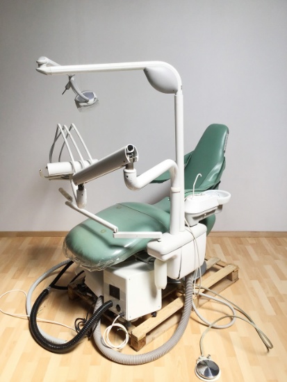 DEN-TAL-EZ PLR-200 Dental Chair
