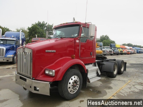 2006 Kenworth T800 T/A Day Cab Truck Tractor