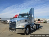 2012 Mack Cxu613 T/a Daycab