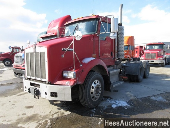 2007 KENWORTH T800 T/A DAYCAB