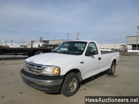 2003 FORD F-150 XL PICK UP TRUCK