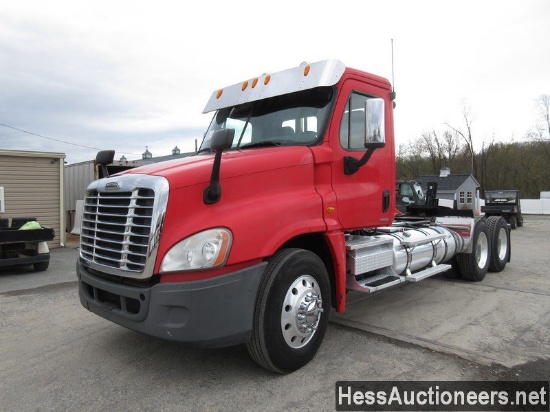 2008 FREIGHTLINER CASCADIA T/A DAYCAB