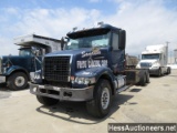 2002 VOLVO T/A CHASSIS