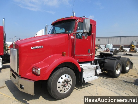 2006 KENWORTH T800 T/A DAYCAB