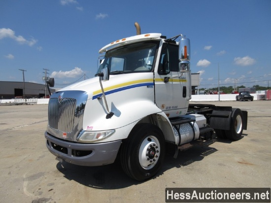 2012 INTERNATIONAL 8600 S/A DAYCAB