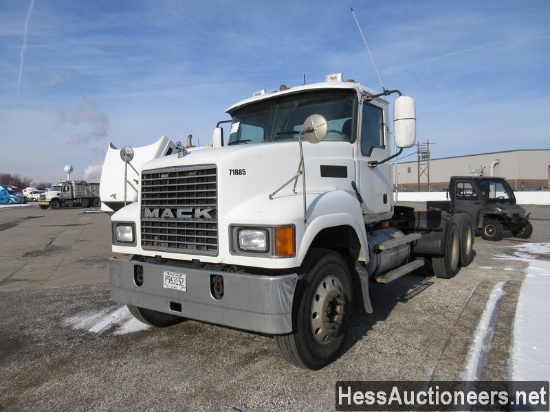 2007 Mack Chn613 T/a Daycab