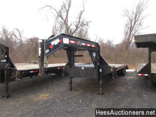 2012 PJ 32' FLATBED TRAILER