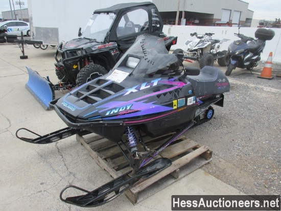 1995 POLARIS XLT 600 SNOWMOBILE