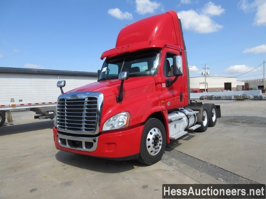 2013 FREIGHTLINER CASCADIA T/A DAYCAB