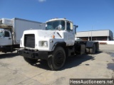 1995 MACK 24' ROLL OFF TRUCK