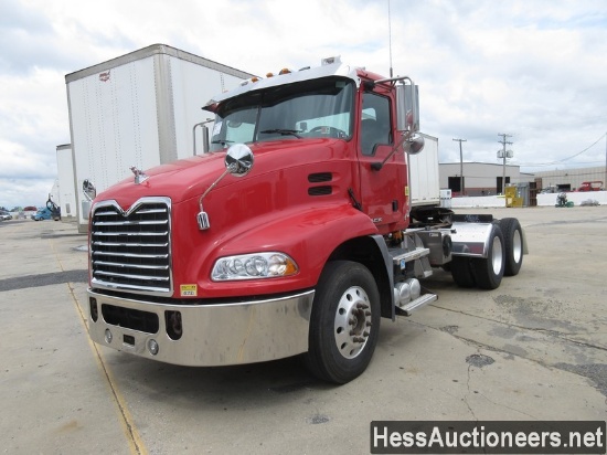 2009 Mack Cxu613 T/a Daycab