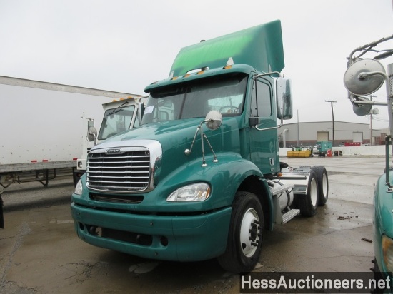 2007 FREIGHTLINER CL T/A DAYCAB