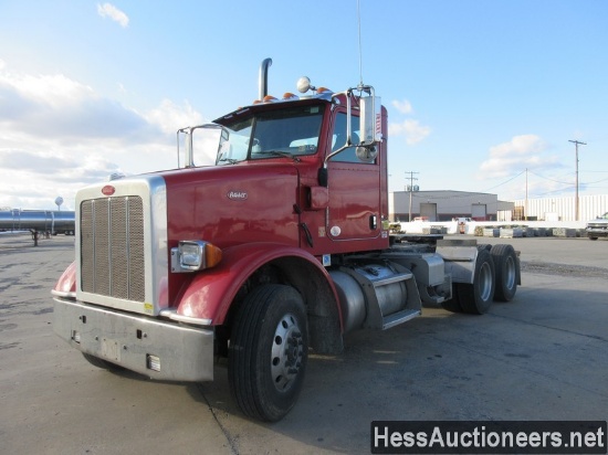 2013 PETERBILT 365 T/A DAYCAB