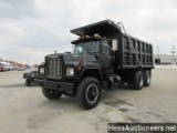 1989 MACK RD690S T/A STEEL DUMP TRUCK