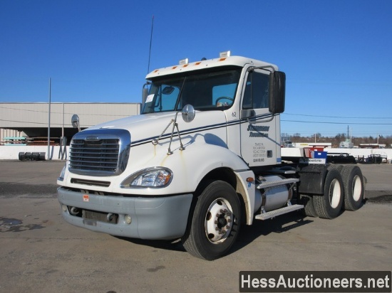 2006 FREIGHTLINER COLUMBIA T/A DAYCAB