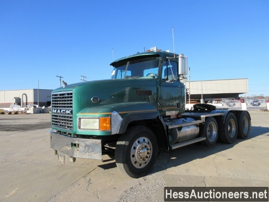 2001 MACK CL713 TRI AXLE DAYCAB