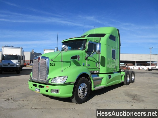 2011 KENWORTH T660 T/A SLEEPER