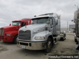 2013 MACK CXU613 SLEEPER