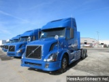 2010 VOLVO T/A SLEEPER