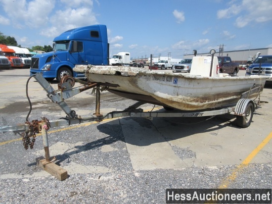 1998 CAROLINA SKIFF FIBERGLASS BOAT WITH LOAD RITETRAILER