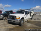2001 FORD F-450 4WD FLATBED TRUCK