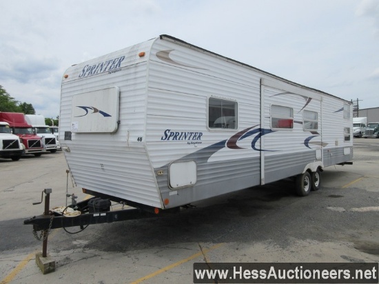 2004 KEYSTONE SPRINTER RV, 11140 GVW, T/A, 5080 FRT 5080 RR AXLES, SPRING SUSP, 225/75R15 ON STEEL W