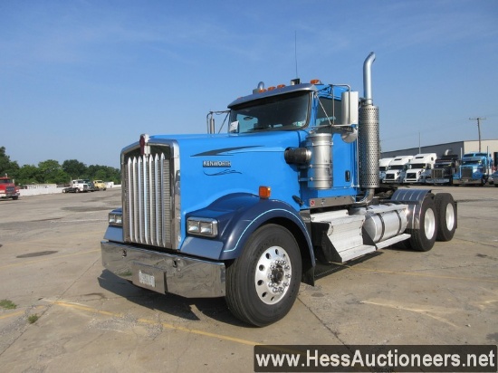 2007 KENWORTH W900 T/A DAYCAB, HESS REPORT ATTACHED,1133208 MILES ON ODO, ECM 1133210, 52000 GVW, 17