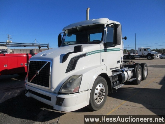 2014 Volvo Vnl T/a Daycab,hess Report In Photos, 242314 Miles On Odo, Ecm