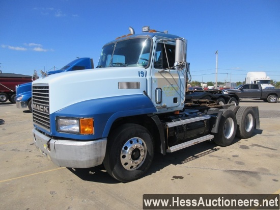 1997 Mack T/a Ch613 T/a Daycab, 51546 Miles On Odo, Total Mileage 830,390,