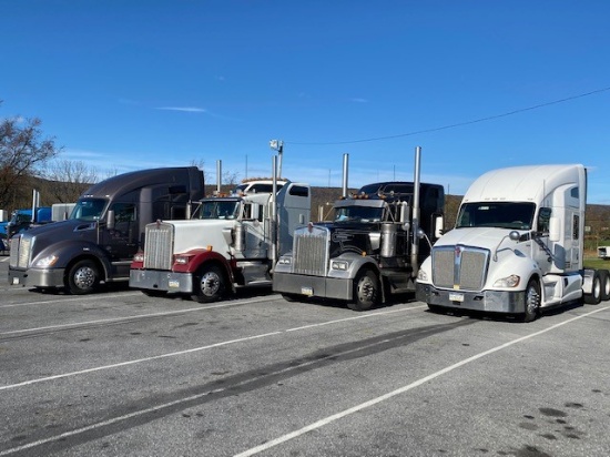 Truck Trailer Equip auction - Dec 10, 2021 Ring 1