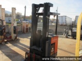 2004 toyota 6bsu20 stacker, 9083 hours,  electric, 13. 5x5. 5x10 tires, 502