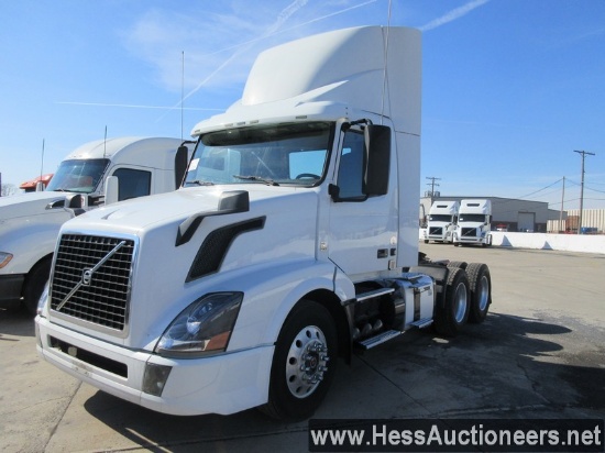 2016 VOLVO VNL64T300 T/A DAYCAB, HESS REPORT IN PHOTOS, 721235 MILES ON ODO