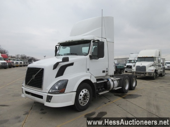 2015 VOLVO VNL64T300 T/A DAYCAB,  HESS REPORT IN PHOTOS, 631448 MILES ON OD