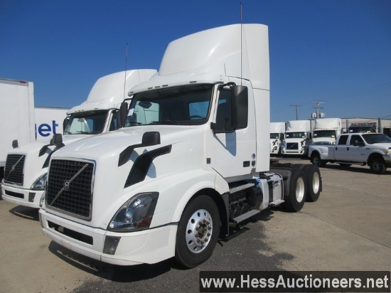 2016 VOLVO VNL T/A DAYCAB, HESS REPORT IN PHOTOS, 479939 MILES ON ODO, ECM