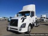 2015 VOLVO VNL T/A DAYCAB, HESS REPORT IN PHOTOS, 684022 MILES ON ODO, ECM