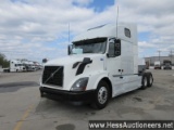 2007 VOLVO VNL64T760 T/A SLEEPER, HESS REPORT IN PHOTOS, 1353975 MILES ON O