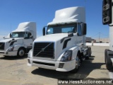 2015 VOLVO VNL T/A DAYCAB, HESS REPORT IN PHOTOS, 485101 MILES ON ODO, ECM
