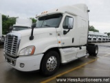 2014 FREIGHTLINER CASCADIA S/A SLEEPER, TITLE DELAY, HESS REPORT IN PHOTOS,