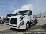 2016 VOLVO VNL64T300 T/A DAYCAB,HESS REPORT IN PHOTOS, 579263 MILES ON ODO,