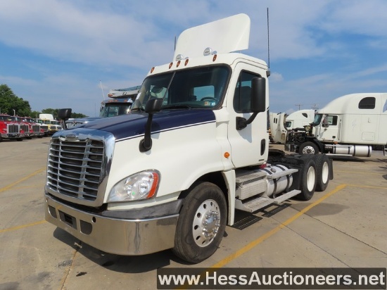 2009 FREIGHTLINER CASCADIA T/A DAYCAB