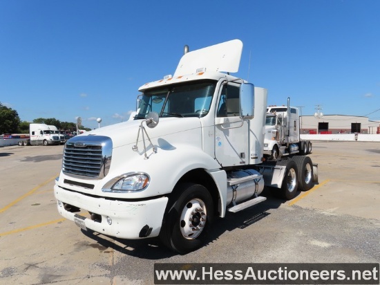 2012 FREIGHTLINER T/A DAYCAB,  TITLE DELAY, HESS REPORT IN PHOTOS, 1013044