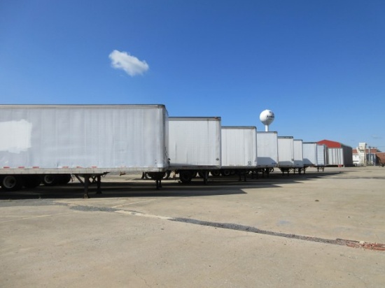 Truck Trailer Equip auction - Oct 14 2022 Ring 3