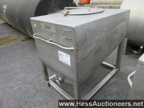 200 GALLON STAINLESS STEEL SQUARE TANK, ROUND DOOR ON TOP DAMAGED LATCH, 36