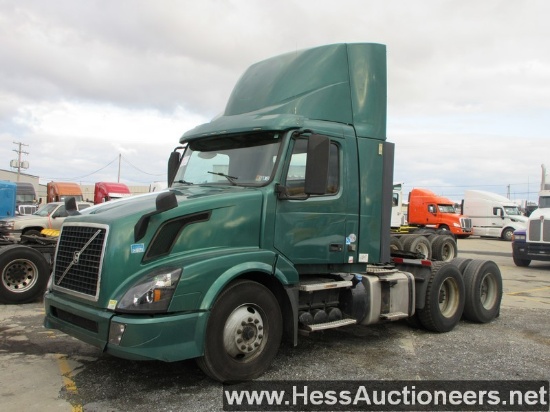 2015 VOLVO VNL T/A DAYCAB, HESS REPORT IN PHOTOS, 510581 MILES ON OD, 51058