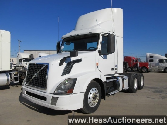 2016 VOLVO VNL64T300 T/A DAYCAB, HESS REPORTS IN PHOTOS,556217 MILES ON ODO