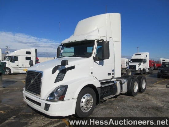 2016 VOLVO VNL64T300 T/A DAYCAB,HESS REPORTS IN PHOTOS, 606440 MILES ON ODO