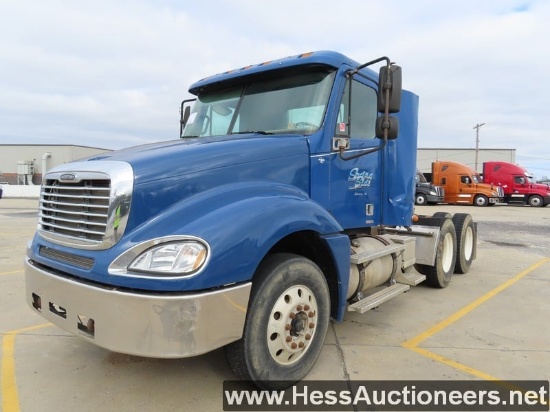 2004 FREIGHTLINER CL120 COLUMBIA T/A DAYCAB, 603026 MILES ON ODO, 603026 MI