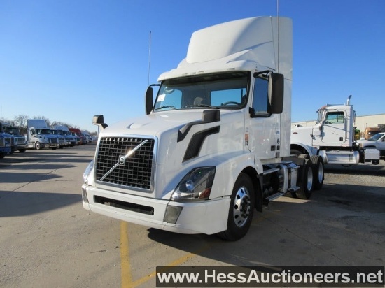 2016 VOLVO VNL64T300 T/A DAYCAB, HESS REPORTS IN PHOTOS,527624 MILES ON ODO