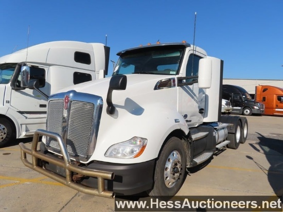 2017 KENWORTH T680 T/A DAYCAB, HESS REPORTS IN PHOTOS,561300 MILES ON OD, 5